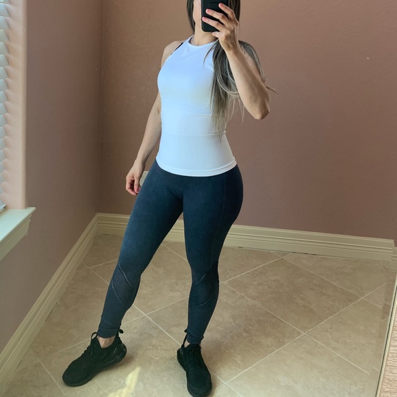 Last 3…LYDIA Tank Top - white - Picture 3 of 5